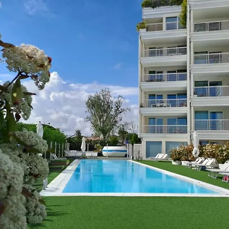 Marina Verde Resort Official-2